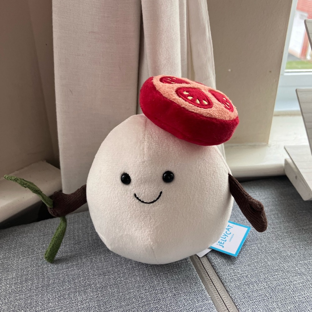 Jellycat Amuseables Mozerella